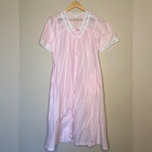 Elegant Pink Lace Button-Down Robe